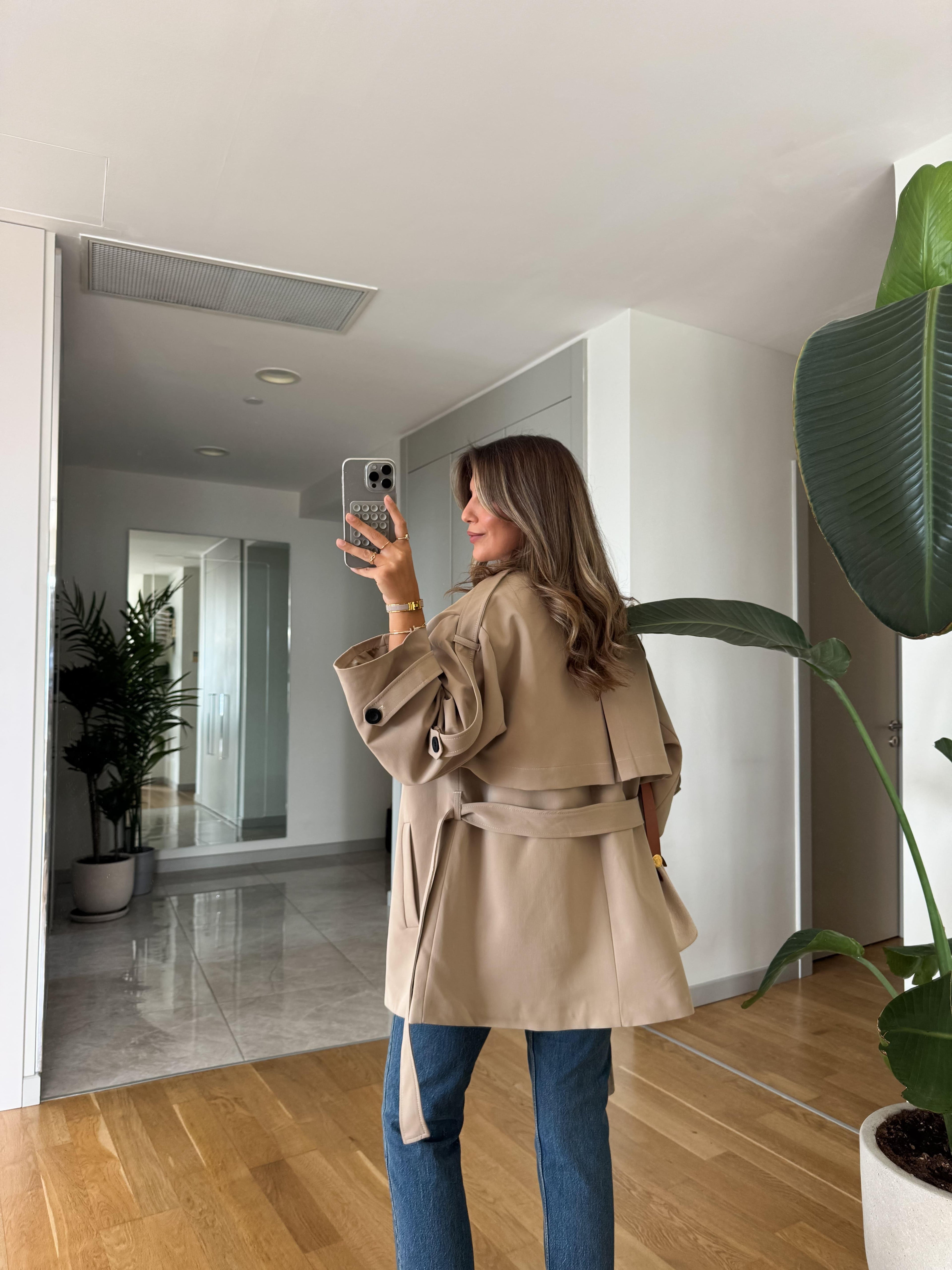 Gabardina corta camel