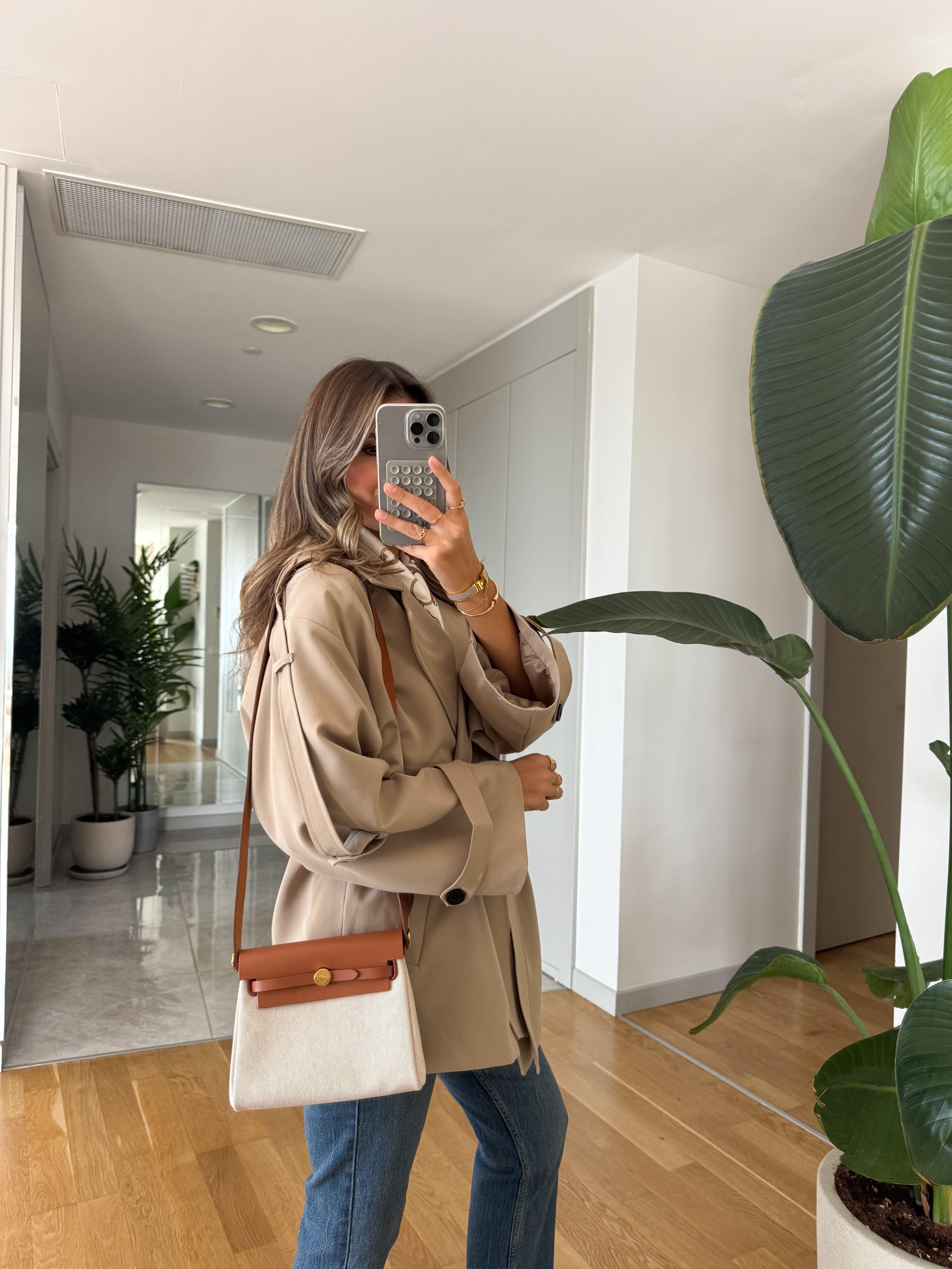 Gabardina corta camel