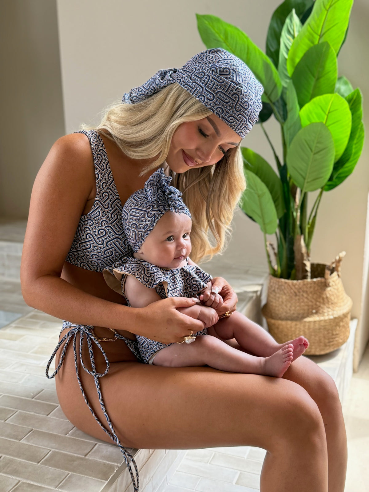 MINI TURBANTE CON VOLANTES ST. TROPEZ