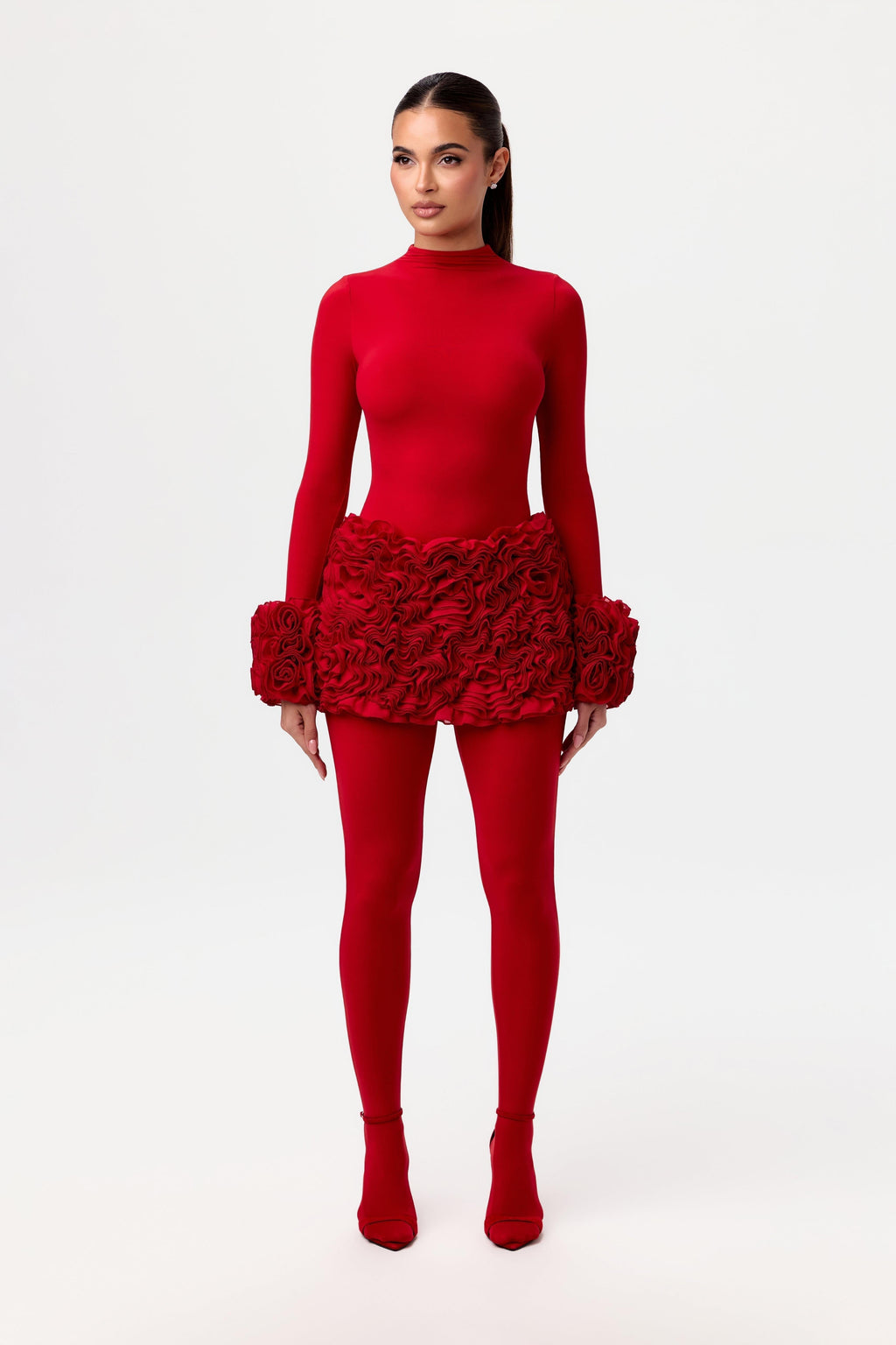 Decorative cuff with ruffles