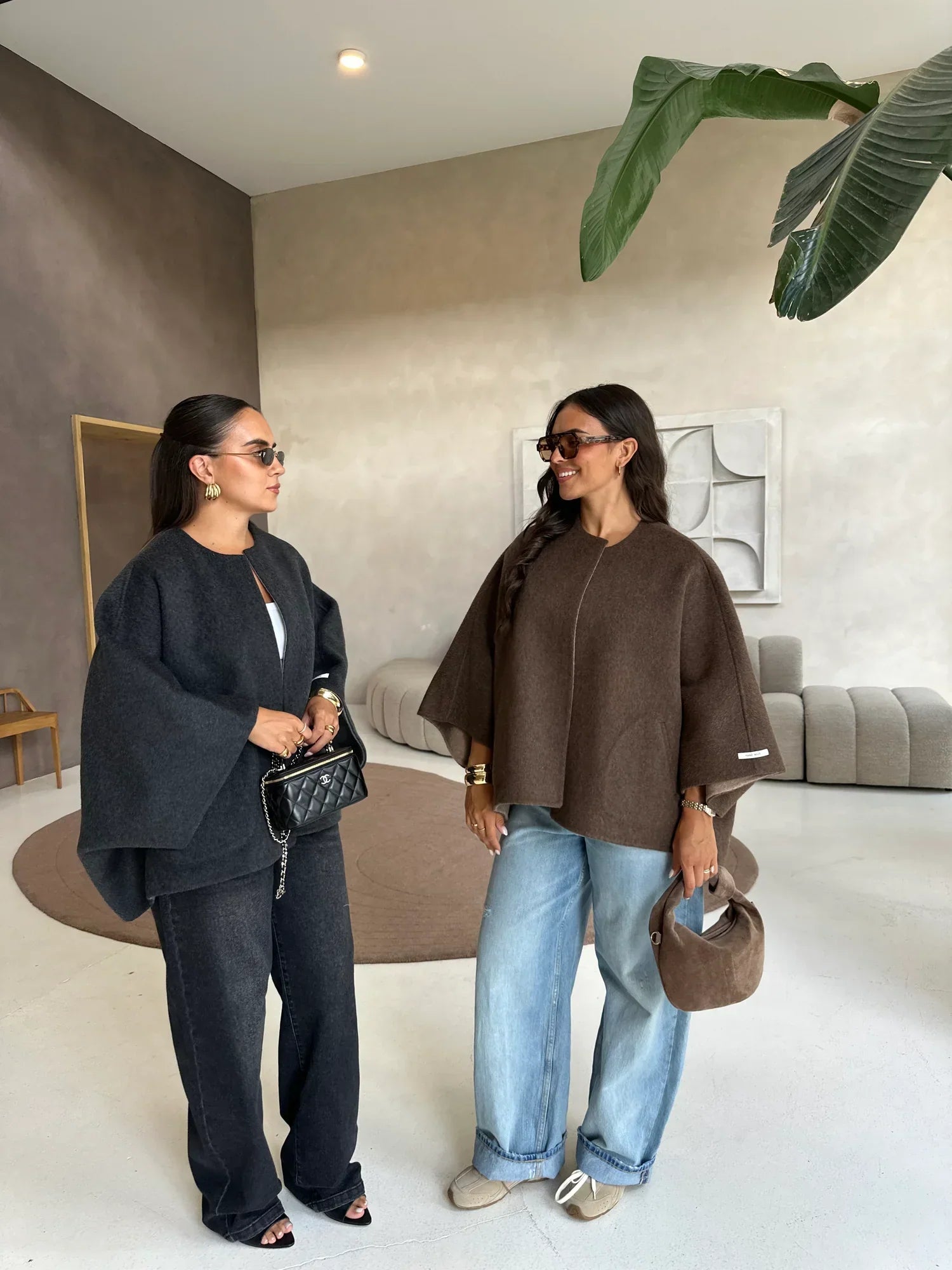 Capa reversible marrón/taupe