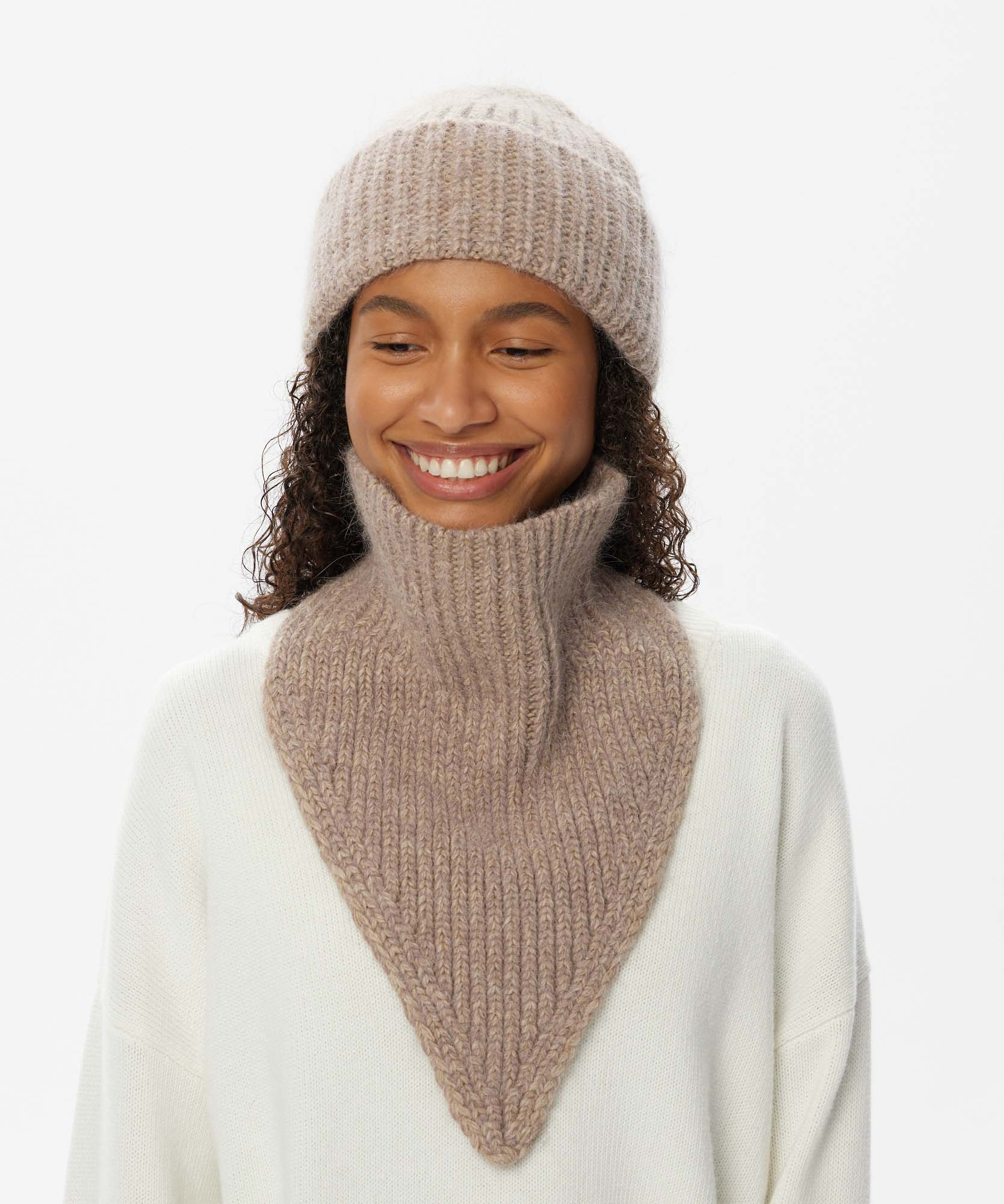 Gorro de Punto + Cuello Bandana | Set Invierno Unisex